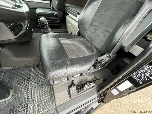 Трьохсторонній самоскид MAN TG-X 26.430 6x4 3-Achs Kipper Bordmatik nur 73 t