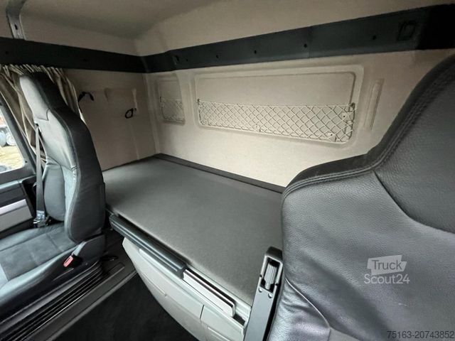 Trijų pusių savivartis sunkvežimis MAN TG-X 26.430 6x4 3-Achs Kipper Bordmatik nur 73 t