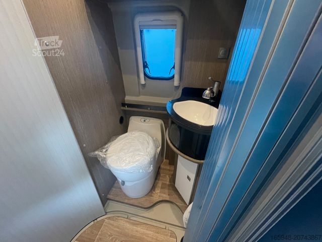 Camper van PÖSSL Roadcruiser Revolution | 180PS*LED*Premium Pak*