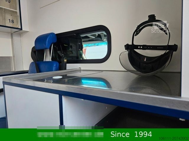 Πυροσβεστικό όχημα MERCEDES-BENZ Sprinter 516 CDI KOFFER RETTUNGSWAGEN T