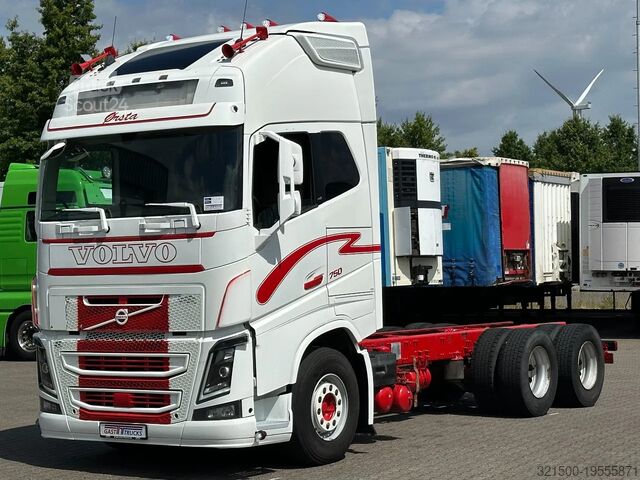 Fahrgestell mit Fahrerhaus Volvo FH 16.750 6x4 Globe XL Chassis Retarder 4.30 Wb...