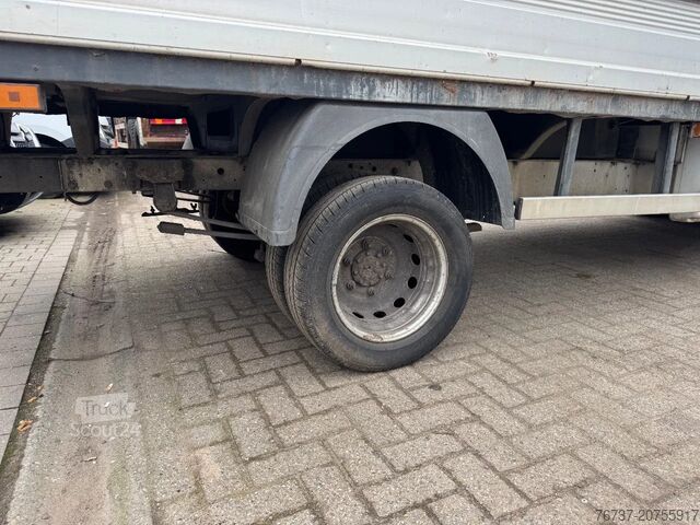 Furgonetka z podwójną kabiną Ford TRANSIT **MOTOR VAST-ENGINE BLOCKED**