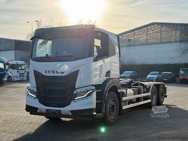 Camion scarrabile IVECO X-Way 480 6x2 Abrollkipper Palfinger PH T20 SLD5