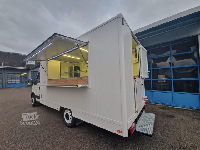 Camionnette de vente, food truck, snack truck Iveco Food Truck, Imbisswagen, Küche ist Neu