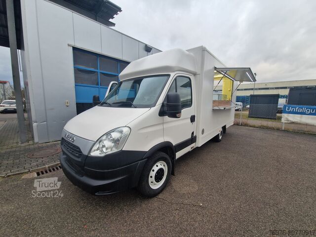 Camionnette de vente, food truck, snack truck Iveco Food Truck, Imbisswagen, Küche ist Neu