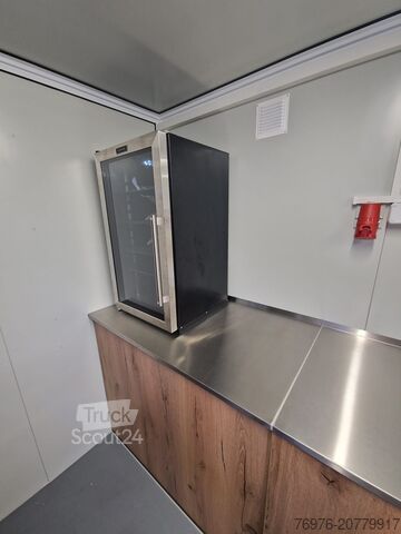 Camionnette de vente, food truck, snack truck Iveco Food Truck, Imbisswagen, Küche ist Neu