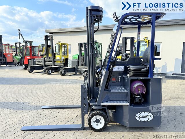 štirismerni viličar Combilift CB3000 GAS TRIPLEX 5500 POSITIONER