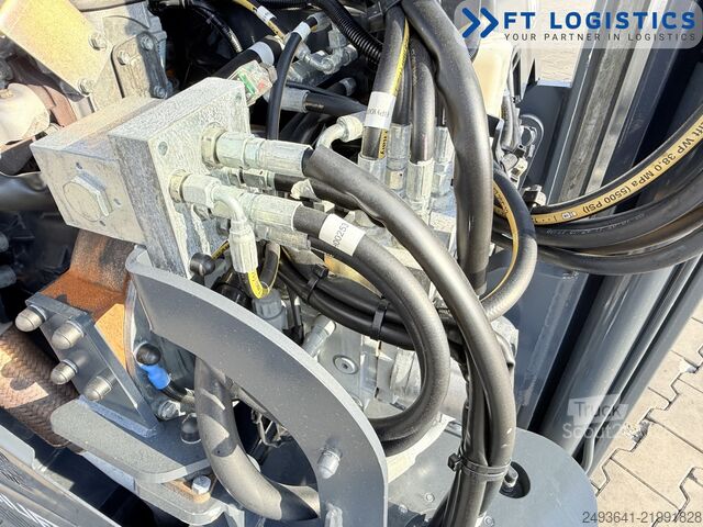 štirismerni viličar Combilift CB3000 GAS TRIPLEX 5500 POSITIONER