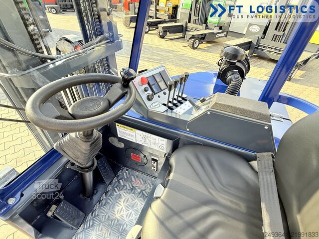 štirismerni viličar Combilift CB3000 GAS TRIPLEX 5500 POSITIONER