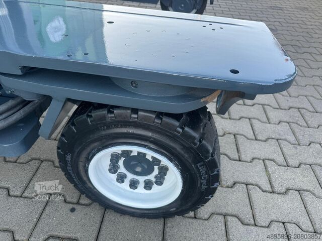 čtyřcestný vysokozdvižný vozík Combilift C4800 /Diesel/Low Triplex