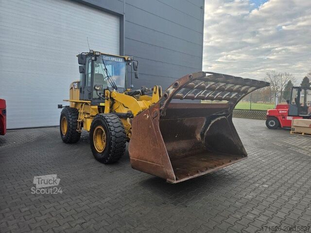 Carregadora de rodas Caterpillar 924Hz