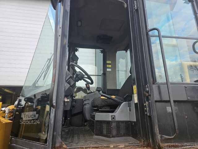 Carregadora de rodas Caterpillar 924Hz