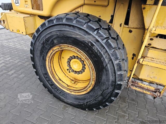 Carregadora de rodas Caterpillar 924Hz