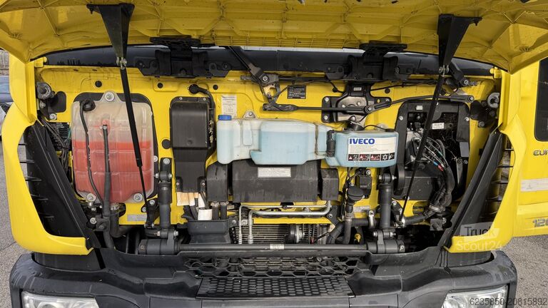 Nákladní vůz s korbou + zvedací plošina Iveco EuroCargo 120 E 22