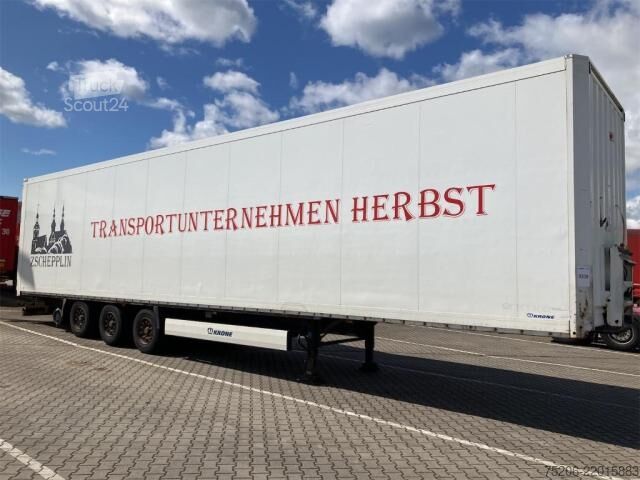 Skåpsemitrailer Krone Dry Liner Mega