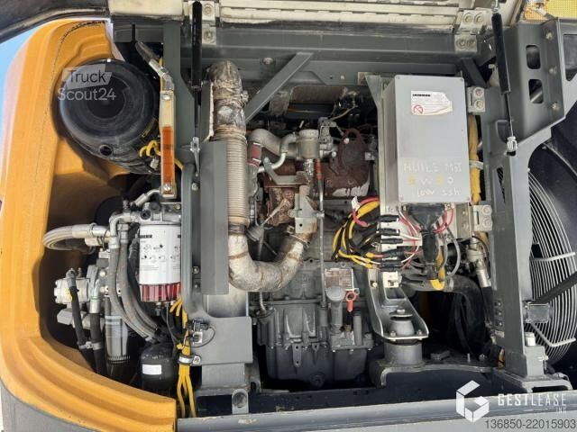 Koparka gąsienicowa Liebherr R926 Compact