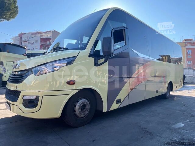 Autobus linee interurbane IVECO Daily