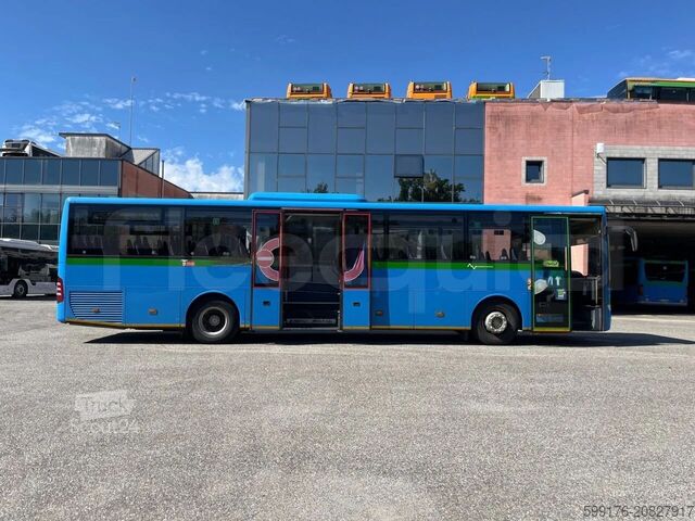 Autobus linee interurbane Mercedes-Benz Integro