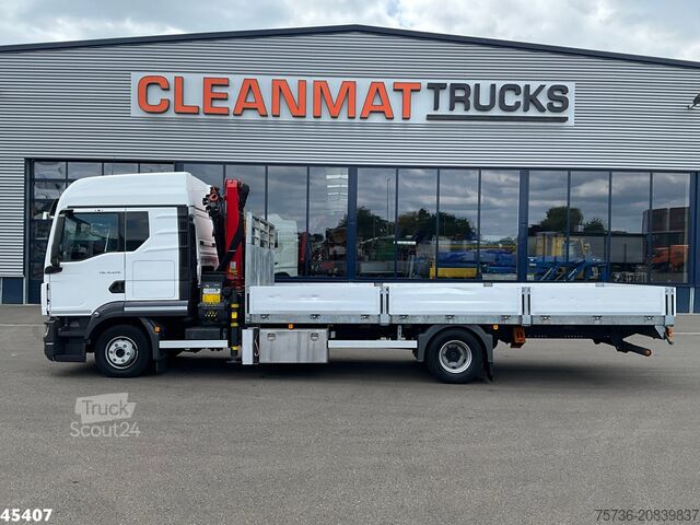 Crane truck MAN TGL 12.220 Euro 6 Palfinger 11 Tonmeter laadkra...