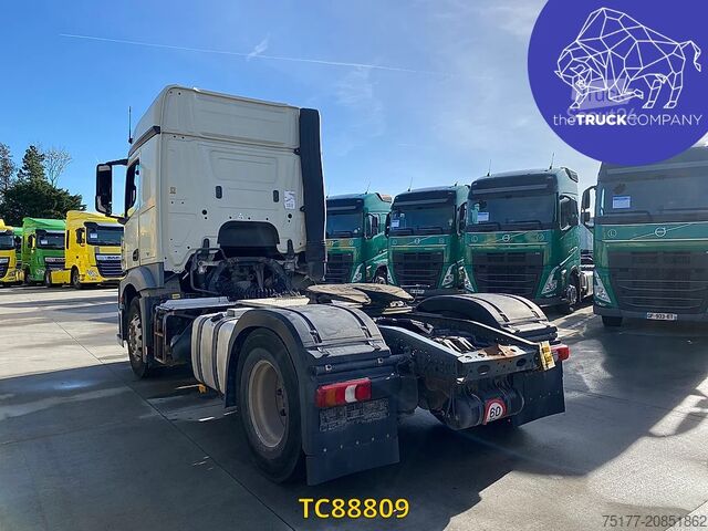 Standard-SZM Mercedes-Benz Actros 1843