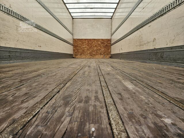 Camión caja IVECO EUROCARGO ML 160E25P - E6