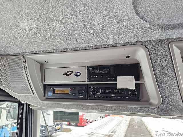 Standard-SZM IVECO AT440S36 STRALIS ADR