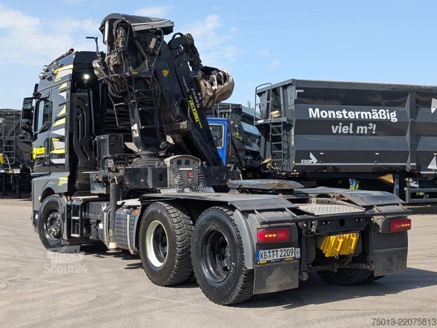 Влекач MAN TGX 33.510 BL SA 6x4 mit EPSILON S260Z96, MIETE?