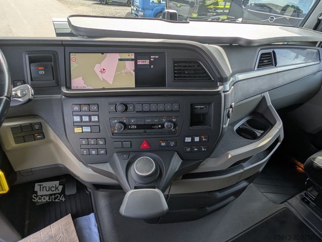 Влекач MAN TGX 33.510 BL SA 6x4 mit EPSILON S260Z96, MIETE?