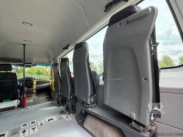 Microbuz MERCEDES-BENZ Sprinter 313 Cdi L2H2 9Sitze Rollstuhllift Klima