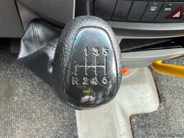 Microbuz MERCEDES-BENZ Sprinter 313 Cdi L2H2 9Sitze Rollstuhllift Klima