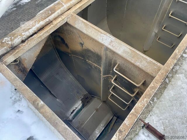 Silo Volvo FM 12.380 695038 KM, AUGER + AIR, 8 COMPARTMENTS