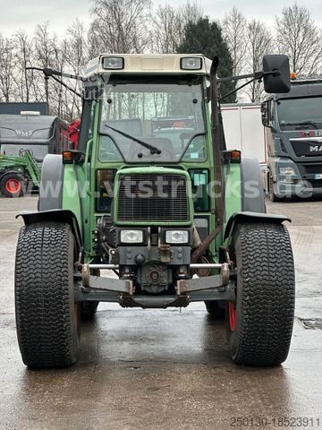 Tractor FENDT 250 SA 4x4 Fronthydraulik Rasenbereifung