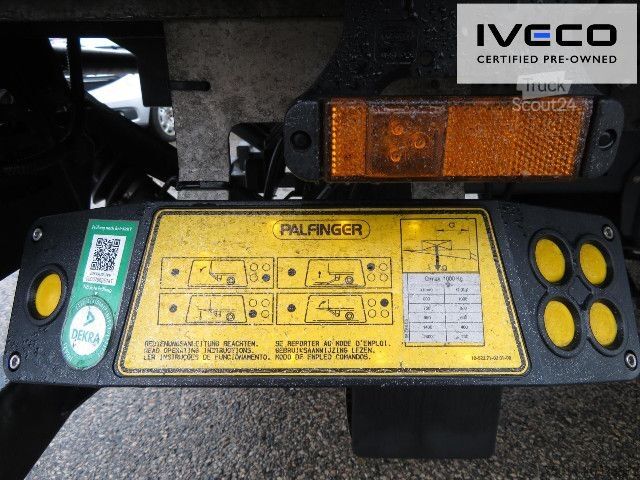 Dostavno vozilo s kesonom IVECO Daily 70C18HA8/P Koffer/LBW, Klima, NL 3140kg