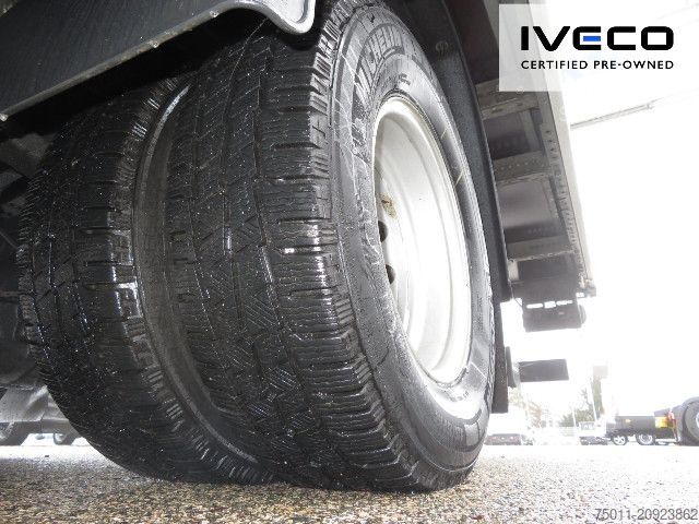 Dostavno vozilo s kesonom IVECO Daily 70C18HA8/P Koffer/LBW, Klima, NL 3140kg