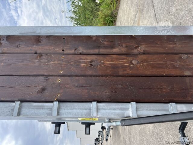 Remolque de plataforma baja Möslein T 3-8,20 P VB H1  3 Achs Tieflader mit gerader Ladefläche 8,20 m, Neufahrzeug