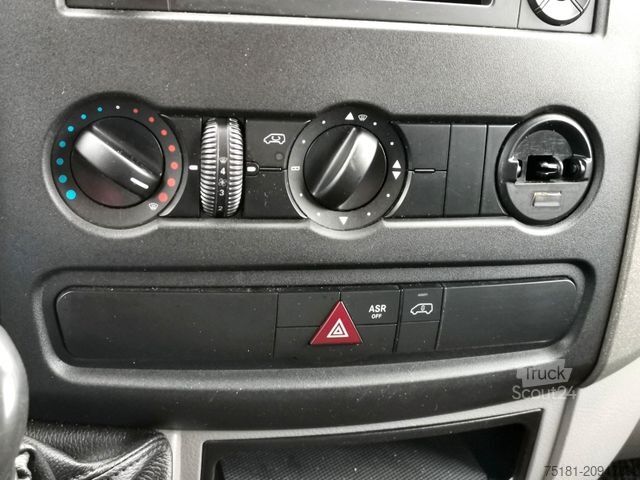 Dubă cu caroserie tip cutie MERCEDES-BENZ Sprinter 513CDI KOFFER 8PAL/ LBW/ BIS 3,5T