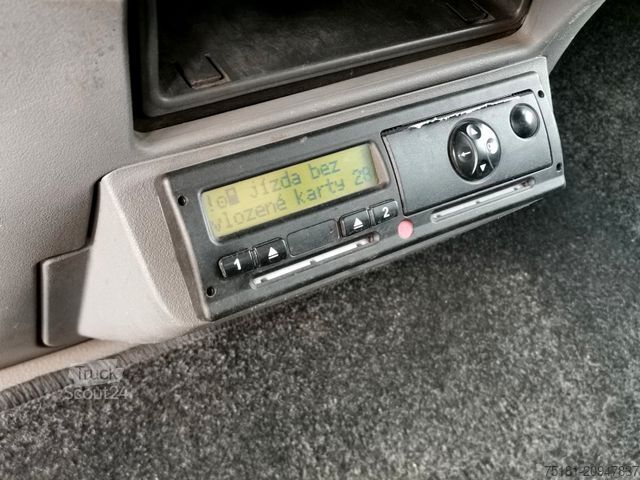 Hűtőfelépítményes furgon IVECO Daily 60C14 TIEFKÜHLER/ 10 PALETTEN/ 380V