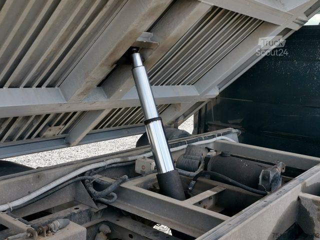 Furgone ribaltabile a tre lati MERCEDES-BENZ Sprinter 516CDI 3-SEITEN KIPPER 3,6M/ KLIMA/AHK