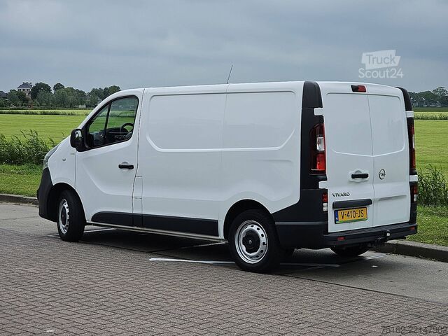 Korkeakattoinen farmari OPEL VIVARO 1.6