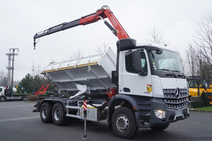 Divpusējs pašizgāzējs Mercedes-Benz Arocs 2636 6x4 / 2-way tipper / Fassi