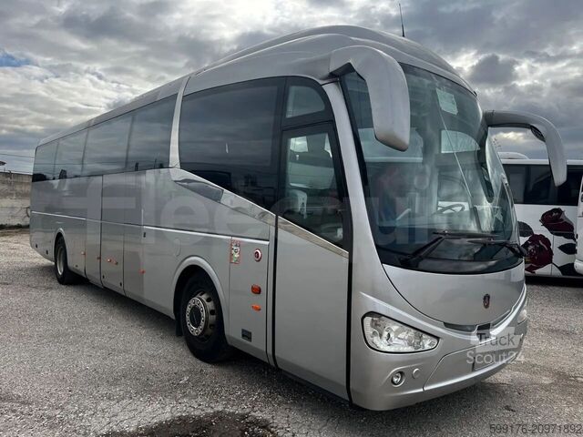 Туристически автомобил Irizar i6