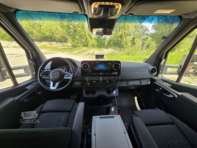 Vlečno vozilo Mercedes-Benz Sprinter 519