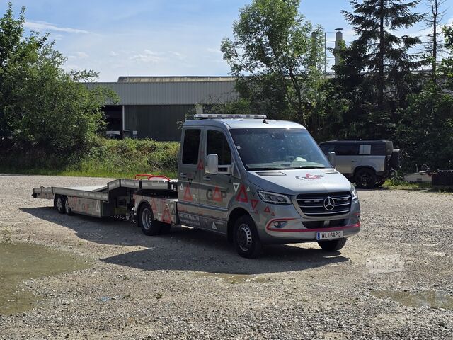 евакуатор Mercedes-Benz Sprinter 519