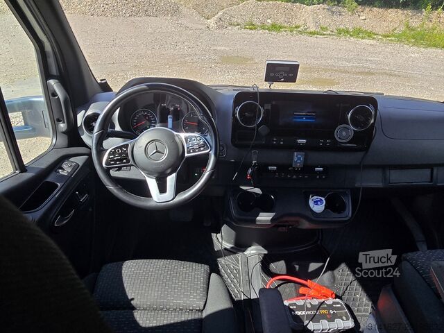 евакуатор Mercedes-Benz Sprinter 519