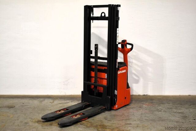 ручной штабелер Linde L 12 B 4596-00