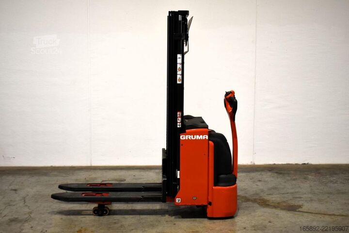ручной штабелер Linde L 12 B 4596-00