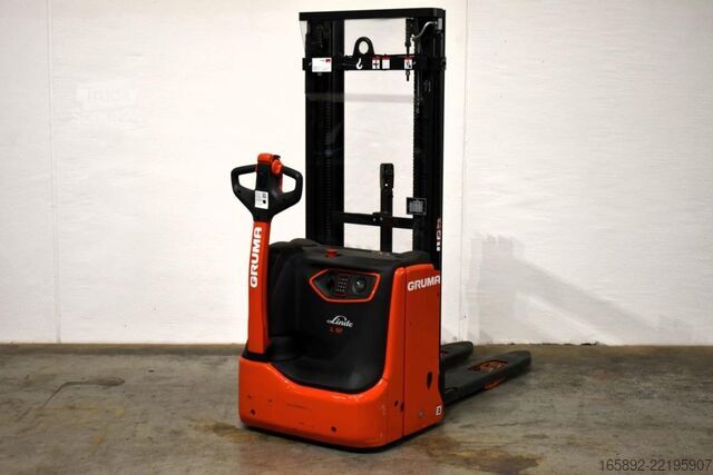 ручной штабелер Linde L 12 B 4596-00