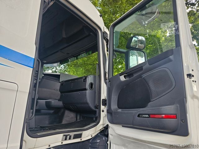 Tracteur routier standard SCANIA R440 Highline