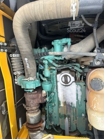 Excavatrice à chaînes VOLVO ECR 145 EL