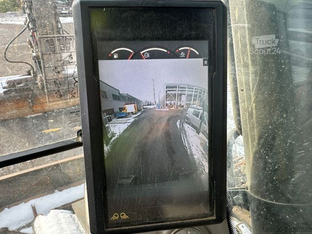 Excavatrice à chaînes VOLVO ECR 145 EL